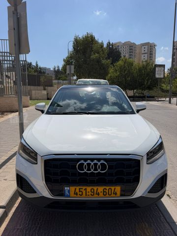 אאודי Q2