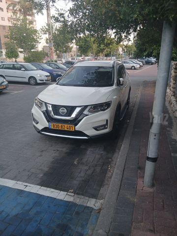 ניסאן אקס טרייל