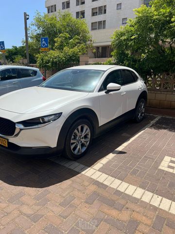 מאזדה CX-30