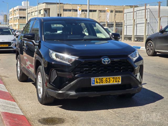 מודעת רכב טויוטה RAV4 2