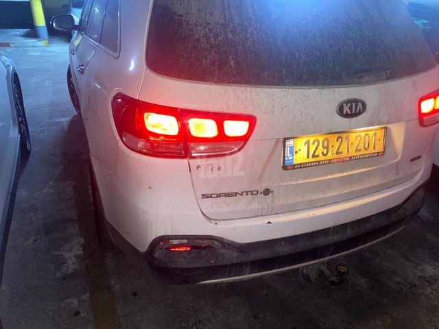 מודעת רכב קיה סורנטו