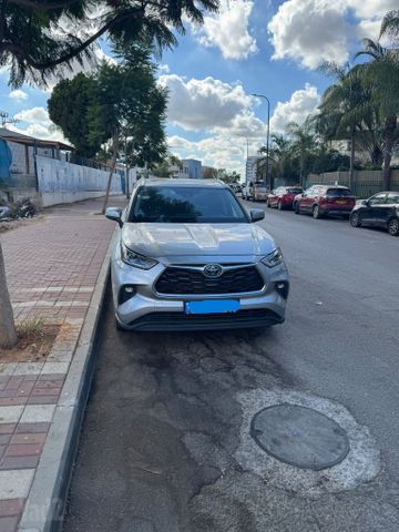 טויוטה היילנדר