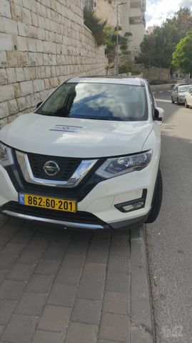 ניסאן אקס טרייל