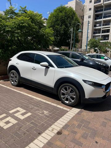 מאזדה CX-30