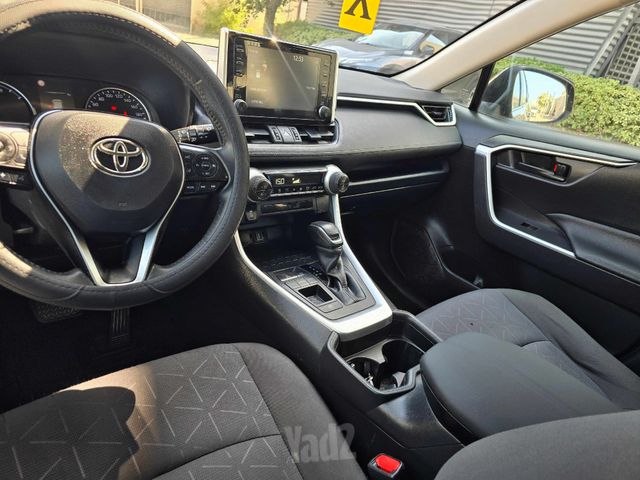 טויוטה RAV4
