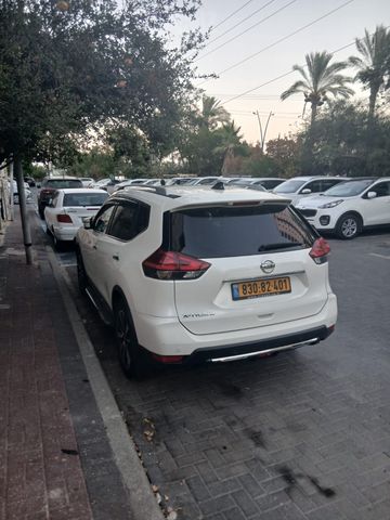 ניסאן אקס טרייל