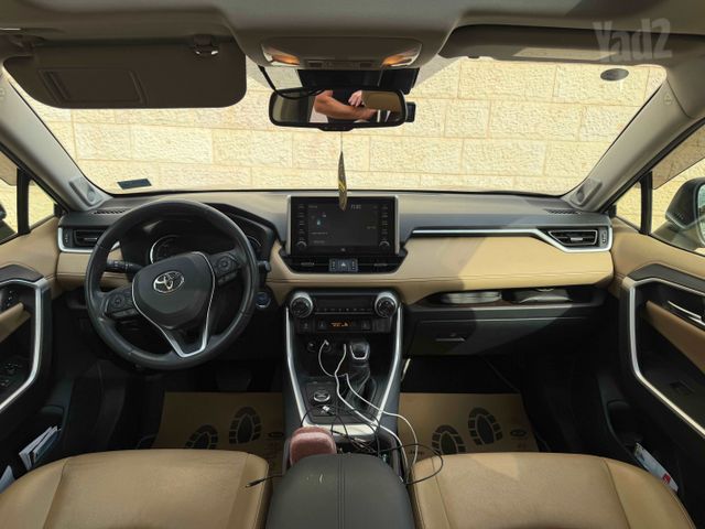 מודעת רכב טויוטה RAV4