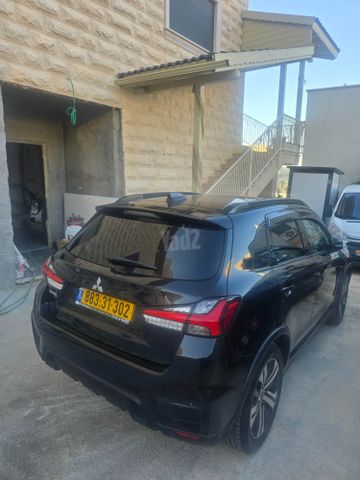 מודעת רכב מיצובישי ASX