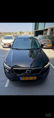 וולוו XC40