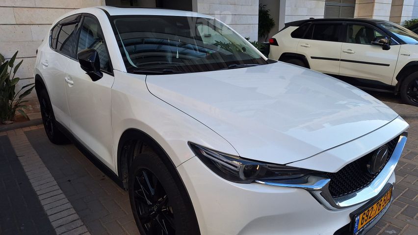 מודעת רכב מאזדה CX-5