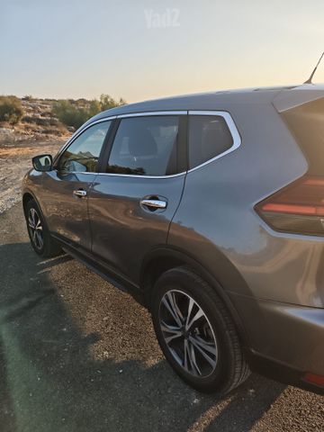 מודעת רכב ניסאן אקס טרייל
