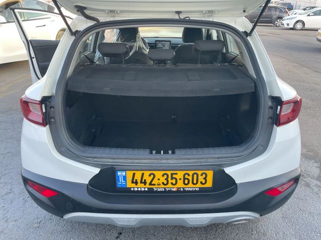 קיה סטוניק