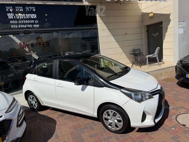 טויוטה יאריס