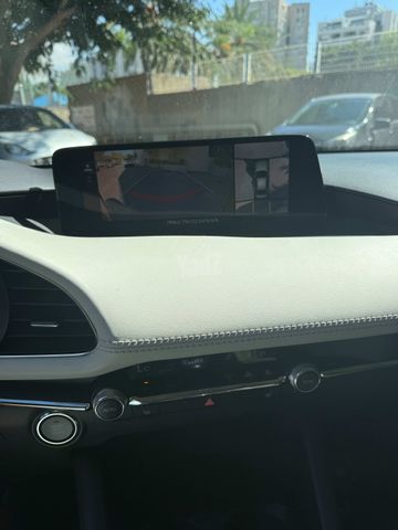 מאזדה 3