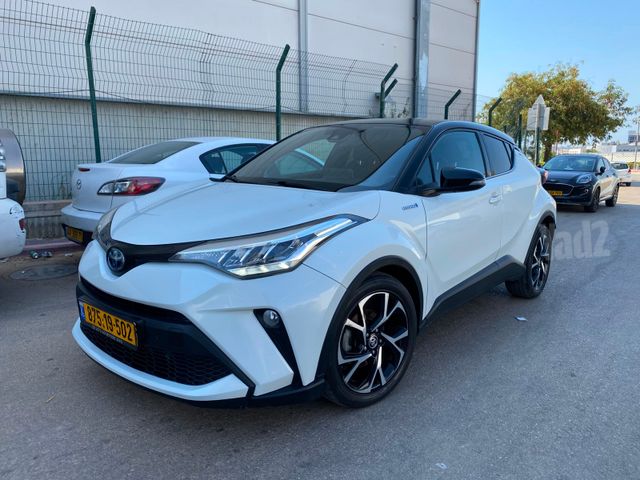 מודעת רכב טויוטה C-HR 2