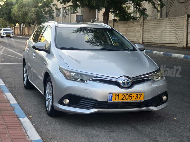טויוטה אוריס