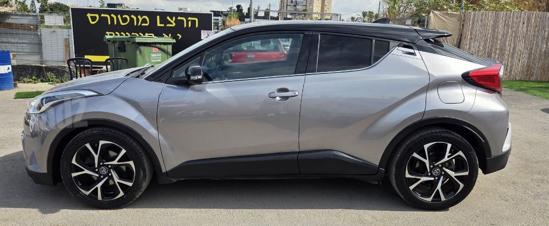 טויוטה C-HR