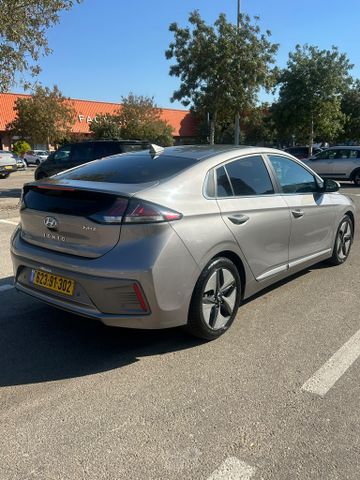 יונדאי איוניק