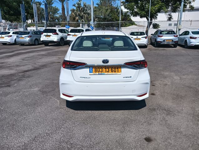 טויוטה קורולה