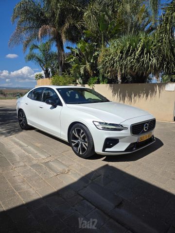 וולוו S60