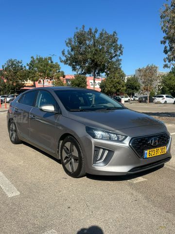 יונדאי איוניק