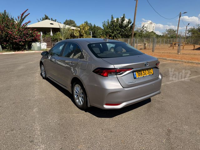 טויוטה קורולה