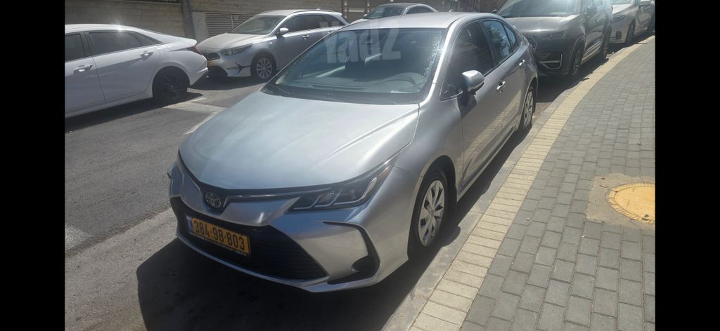 מודעת רכב טויוטה קורולה
