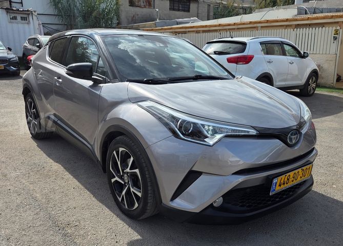 טויוטה C-HR