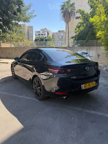 מאזדה 3