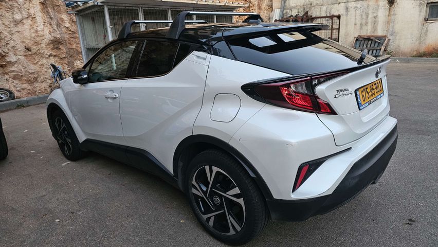 טויוטה C-HR