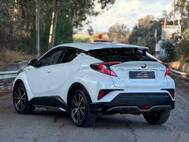 טויוטה C-HR