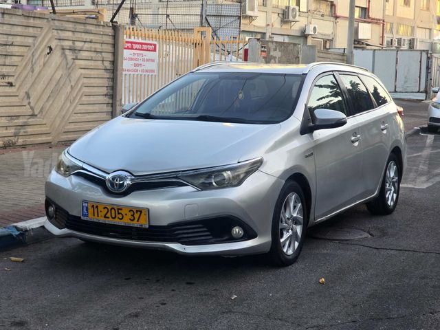 טויוטה אוריס