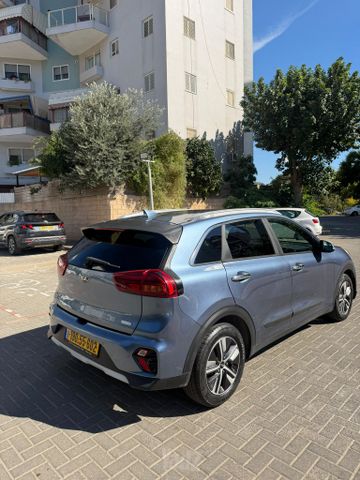קיה נירו