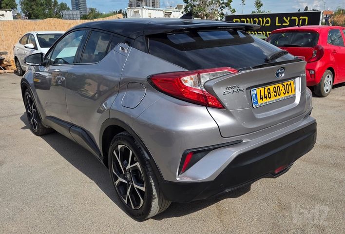 טויוטה C-HR
