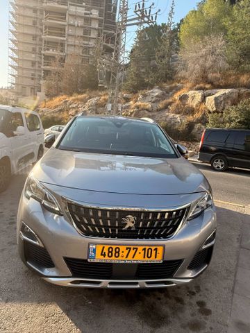 פיג'ו 3008