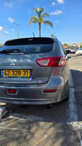 מיצובישי לנסר