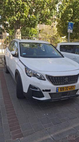 פיג'ו 3008