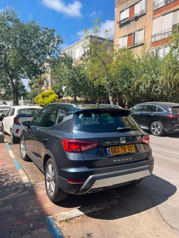 מודעת רכב סיאט ארונה