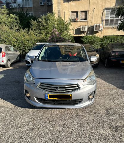 מיצובישי אטראז'