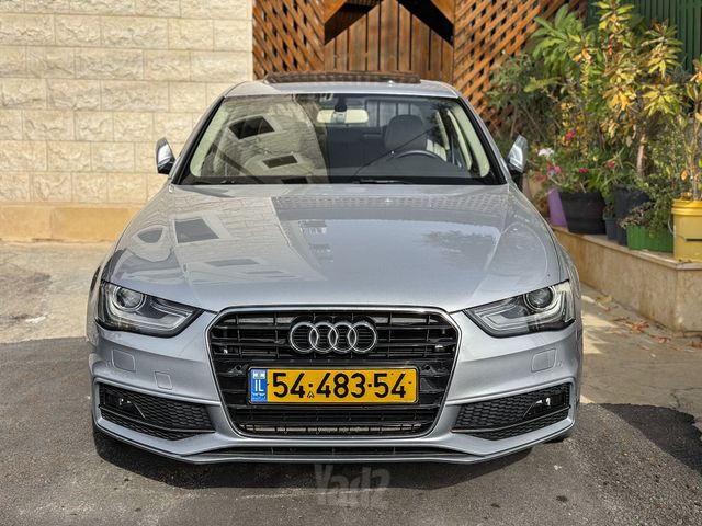 אאודי A4