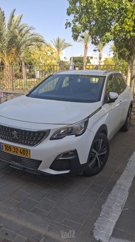 פיג'ו 3008