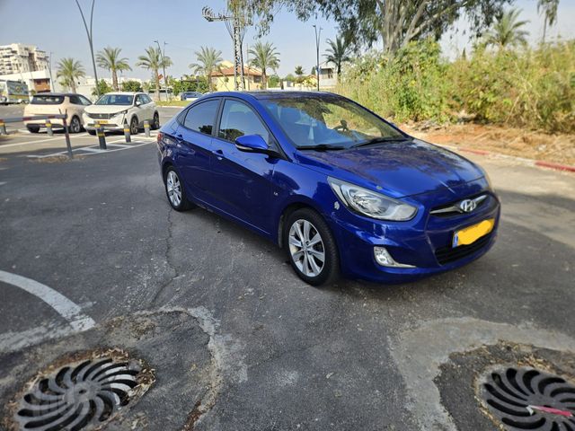 יונדאי אקסנט i25