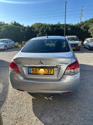 מיצובישי אטראז'