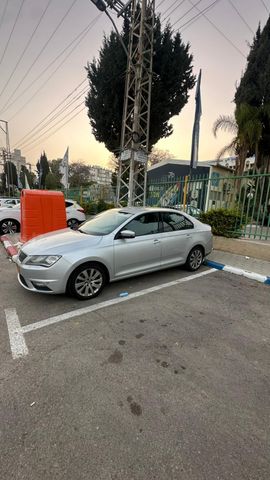 סיאט טולדו