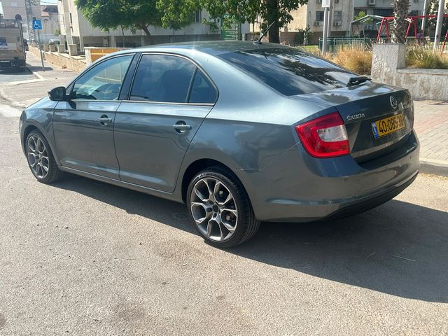 סקודה ראפיד