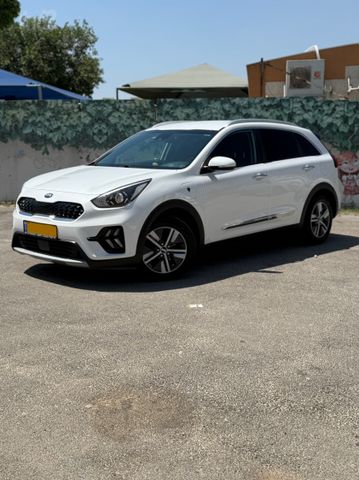 קיה נירו