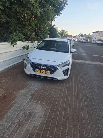 יונדאי איוניק
