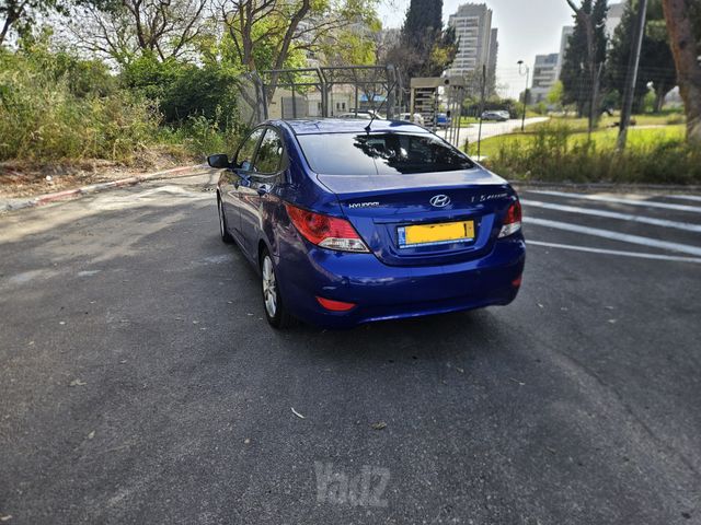 מודעת רכב יונדאי אקסנט i25