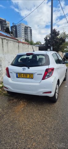 טויוטה יאריס