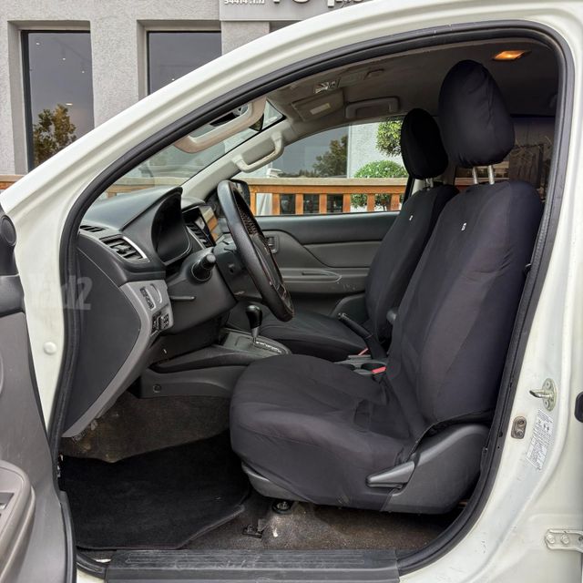 מיצובישי טרייטון / L200